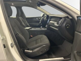 Volvo XC60 Recharge T6 AWD Inscription Expression MOMS 1 ägare H/K – bild 9
