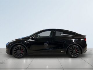 Tesla Model Y Performance Drag Kamera Värmepump Pano – bild 4