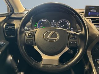 Lexus NX300h 2.5 AWD E-CVT Executive Drag Kamera Rattvärme Psens S&V – bild 9