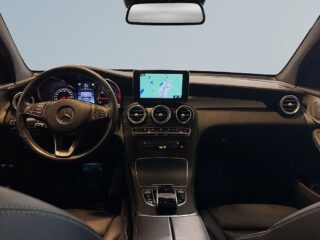 Mercedes-Benz GLC250 d Coupé 4M AMG Line Drag 360° Dvärmare Navi HuD S&V-däck – bild 8