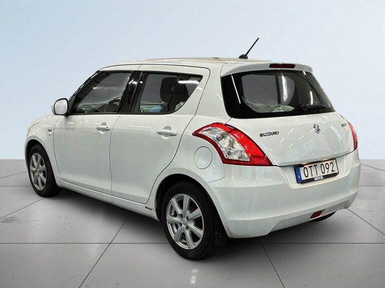 Suzuki Swift 5-dörrar 1.3 DDiS DOHC 16V S&V-hjul/M&K-värm/Kamera