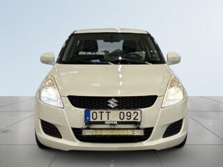 Suzuki Swift 5-dörrar 1.3 DDiS DOHC 16V S&V-hjul/M&K-värm/Kamera – bild 2
