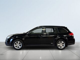 Subaru Outback 2.0 4WD Lineartronic Business Värmare Drag Kamera – bild 4