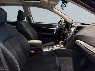Subaru Outback 2.0 4WD Lineartronic Business Värmare Drag Kamera – bild 10