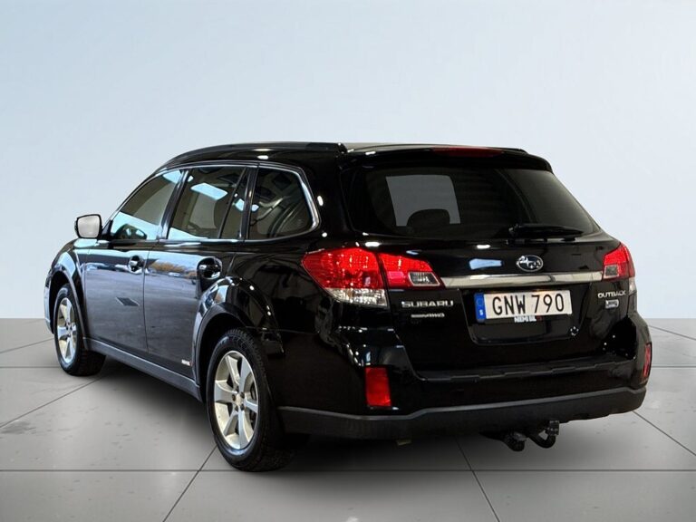 Subaru Outback 2.0 4WD Aut Business Värmare Drag Kamera Taklucka