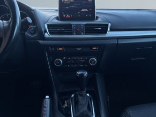 Mazda 3 Optimum BOSE/HuD/SoV-Däck/Elstol/Värmare/Psensorer/Navi – bild 11