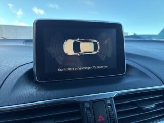 Mazda 3 Optimum BOSE/HuD/SoV-Däck/Elstol/Värmare/Psensorer/Navi – bild 20