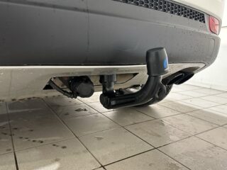 Jeep Compass 1.4 4WD 170hk Drag Mvärm Psens Carplay S/V-hjul – bild 7