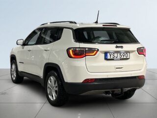 Jeep Compass 1.4 4WD 170hk Drag Mvärm Psens Carplay S/V-hjul – bild 15