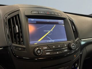 Opel Insignia Country Tourer2.0 CDTI 4×4 Business S&V/Drag/Dvärm/Pano – bild 11
