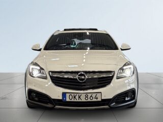 Opel Insignia Country Tourer2.0 CDTI 4×4 Business S&V/Drag/Dvärm/Pano – bild 2