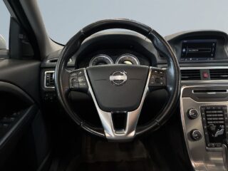 Volvo V70 D5 AWD SummumS&V/Drag/Dvärm/Glaslucka/Kamera/Fullservad – bild 9
