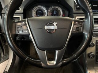 Volvo V70 D5 AWD SummumS&V/Drag/Dvärm/Glaslucka/Kamera/Fullservad – bild 23