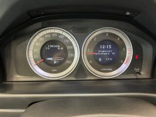 Volvo V70 D5 AWD SummumS&V/Drag/Dvärm/Glaslucka/Kamera/Fullservad – bild 22