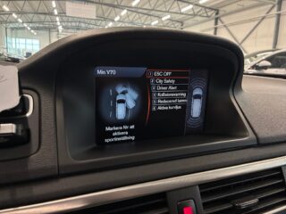 Volvo V70 D5 AWD SummumS&V/Drag/Dvärm/Glaslucka/Kamera/Fullservad – bild 25