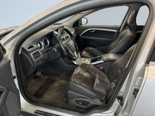 Volvo V70 D5 AWD SummumS&V/Drag/Dvärm/Glaslucka/Kamera/Fullservad – bild 7