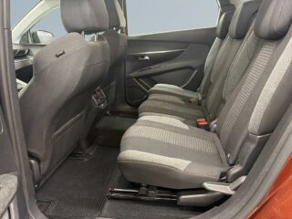 Peugeot 5008 1.2 PureTech 130 EAT /7-SITS/ S&V-Hjul/Backkamera/Psens – bild 13