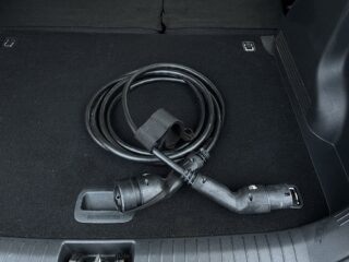 Hyundai Kona 64 kWh Essential Drag/SoV-Däck/KRELL/Elstol/Rattvärm – bild 19