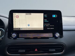 Hyundai Kona 64 kWh Essential Drag/SoV-Däck/KRELL/Elstol/Rattvärm – bild 15
