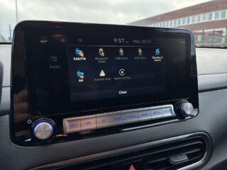 Hyundai Kona 64 kWh Essential Drag/SoV-Däck/KRELL/Elstol/Rattvärm – bild 24