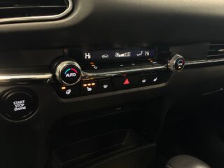 Mazda CX-30 2.0 SKYACTIV-X M Hybrid AWD S&V/M&KVärm/kamera/Adfart – bild 19