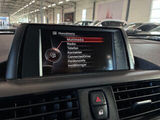 BMW 116i 5-dörrars M Sport S&V/Hjul/Psens/Bluetooth/M&KVärmare – bild 23