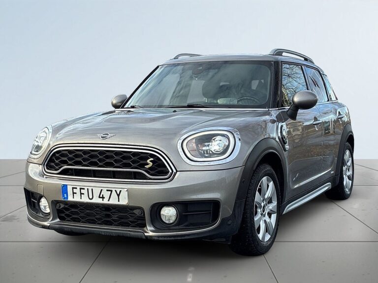 MINI Countryman Cooper SE Cooper SE ALL4 SoV-Däck/HuD/Värmare/Navi/Kamera/HK-Ljud