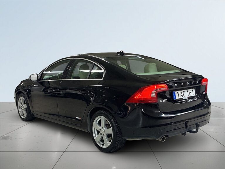 Volvo S60 D3 Summum Business Edition Pro Drag Mvärme Taklucka S&V