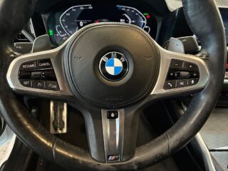 BMW 330e Sedan Steptronic M Sport Ambient/Cockpit/Rattvärme/Navi – bild 19