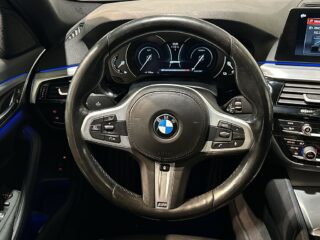 BMW 530e iPerformance Sedan M Sport Pvärm Skinn Kamera GPS SoV – bild 18
