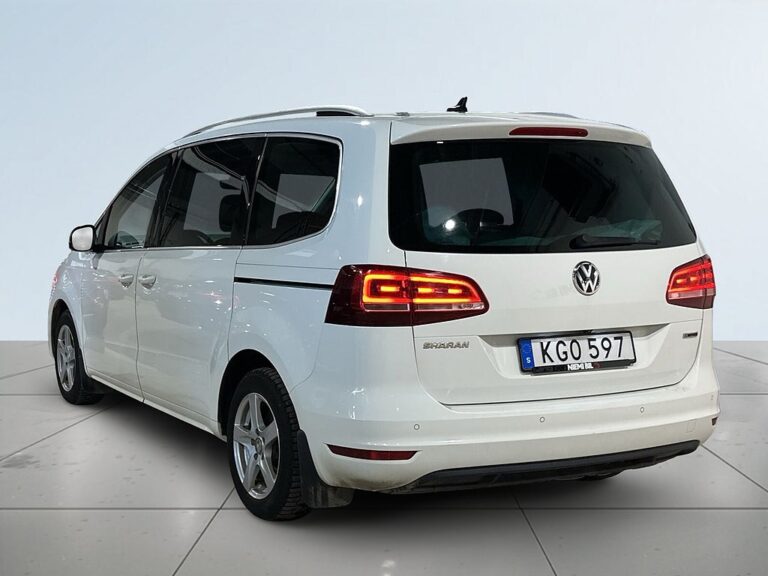 Volkswagen Sharan 7-sits 2.0 TDI 4M Drag Pvärm Carplay Pano Kamera SoV