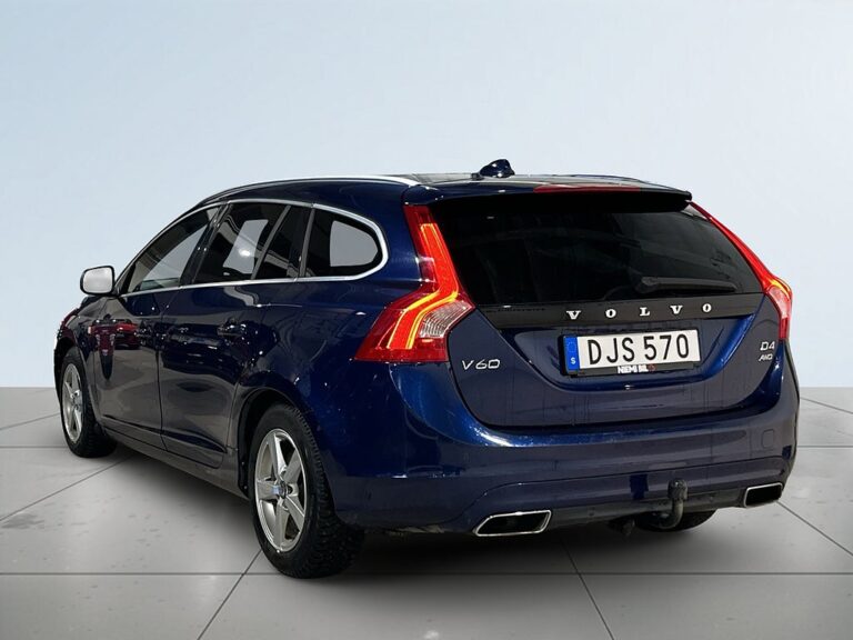 Volvo V60 D4 AWD Ocean Race Drag Skinn Pvärm Psens S/V-hjul