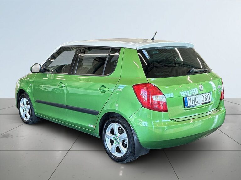 Skoda Fabia 1.2 TSI EleganceS&V/M&KVärm/Psens/Billig skatt/3Brukare