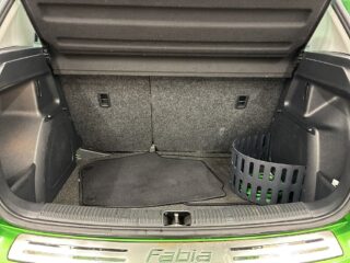 Skoda Fabia 1.2 TSI EleganceS&V/M&KVärm/Psens/Billig skatt/3Brukare – bild 12