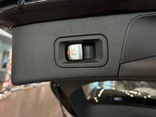 Mercedes-Benz C 300 e 300T e 9G-Tronic AMGLine S&V/Drag/Kamera/Pvärm/NYSERVAD – bild 19