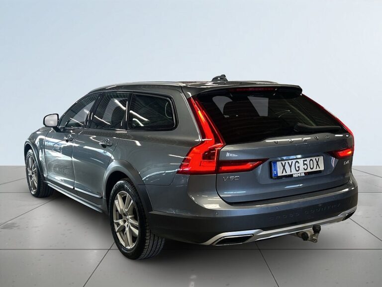 Volvo V90 Cross Country D4 AWD Geartronic Pro Drag/Kamera/P&M-Värm/S&V-Däck
